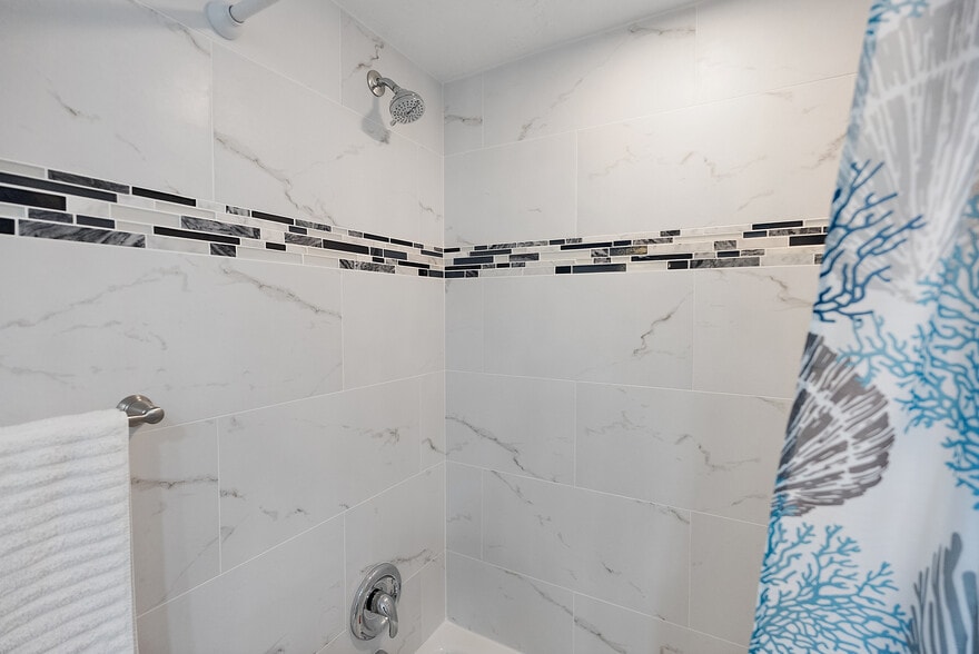 Building Photo - 11440 1st St E