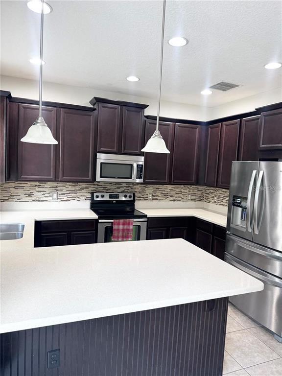 Building Photo - 9319 Strongbark Ln