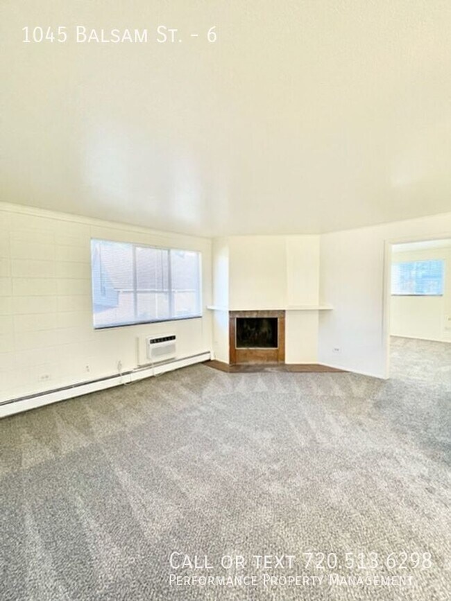 Building Photo - 1045 Balsam St