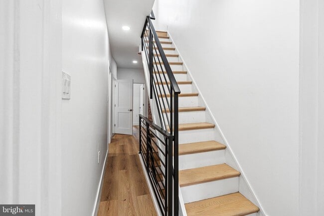 Building Photo - 908 Reed St