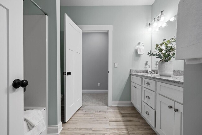 Building Photo - 718 Windrush Loop