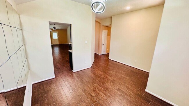 Building Photo - 3838 St Simon Manor Dr