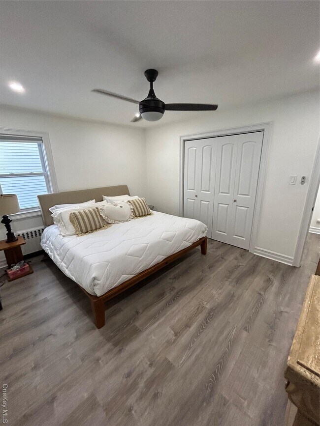 Building Photo - 34 Smith St