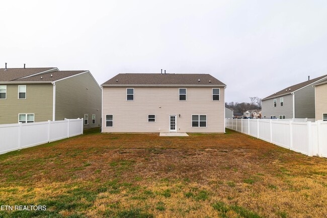 Building Photo - 4714 Willow Bluff Cir