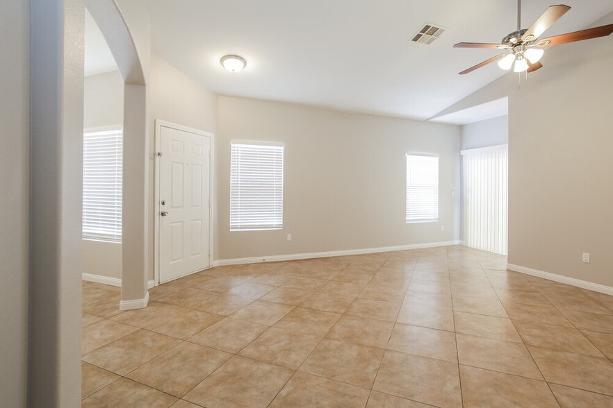 Building Photo - 1006 Rocky Stone Ave