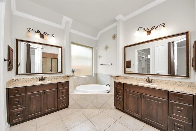 Building Photo - 11618 Arbirlot Dr