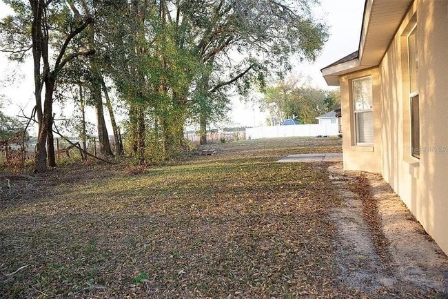 Building Photo - 13700 SW 48th Ct