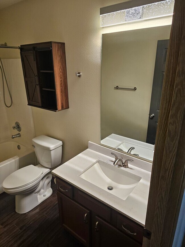 Building Photo - 14906 99th Way Southeast