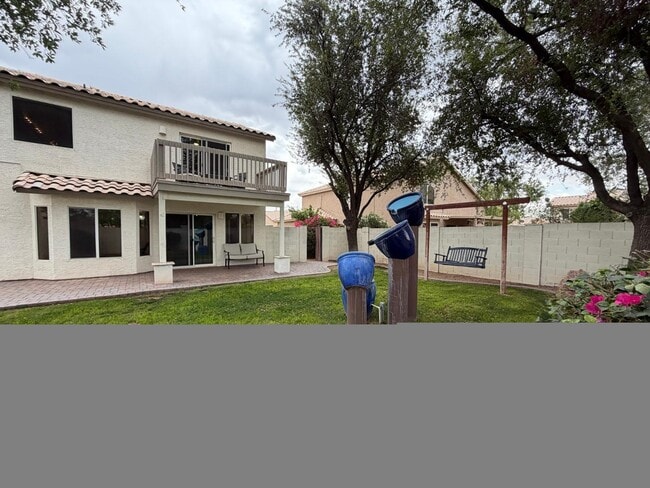 Building Photo - 902 S Surfside Dr