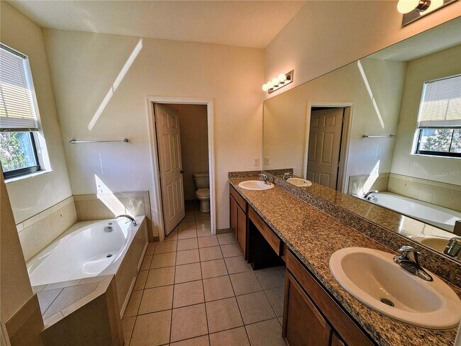 Building Photo - 1952 Portofino Meadows Blvd