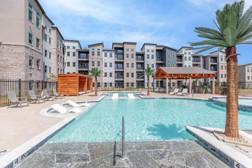 Building Photo - 3751 Heritage Towne Blvd.