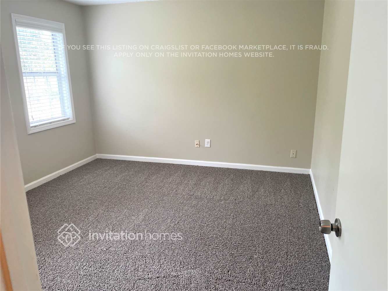 Building Photo - 2651 Foxglove Dr SW