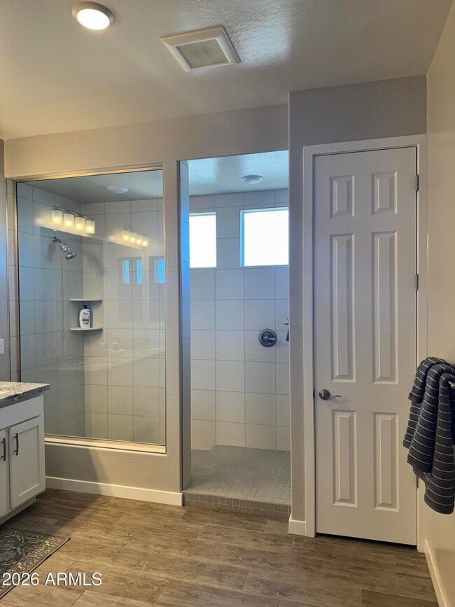 Building Photo - 250 W Queen Creek Rd