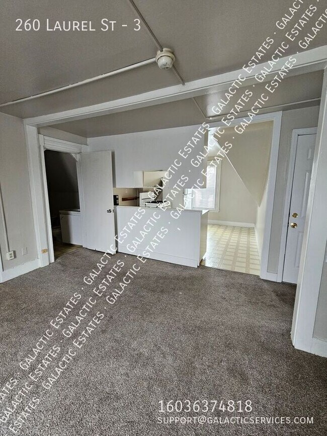 Building Photo - 260 Laurel St