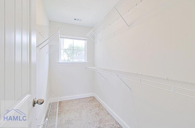 Building Photo - 803 Abode Ave