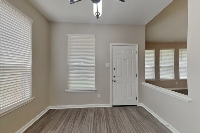 Building Photo - 20407 Westfield Estates Dr