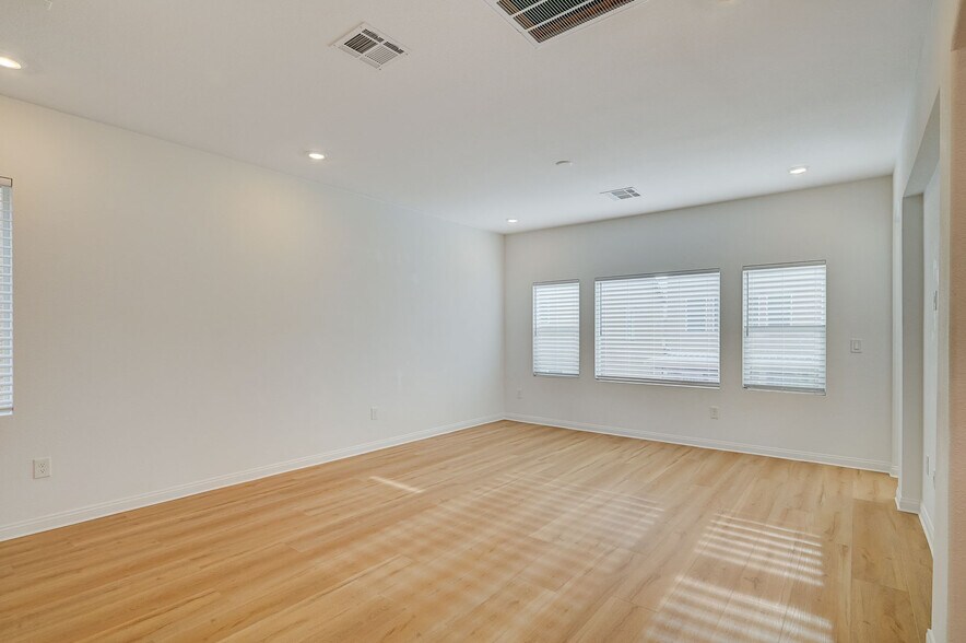 Building Photo - 7739 Bellenden St