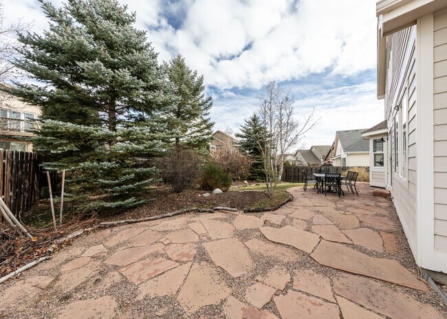 Building Photo - Beautiful 4 Bedroom Home in North Gate D20