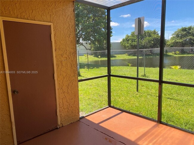 Building Photo - 4453 Treehouse Ln