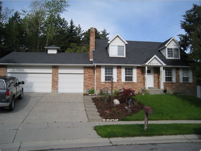 Primary Photo - 8670 Snow Mountain Dr