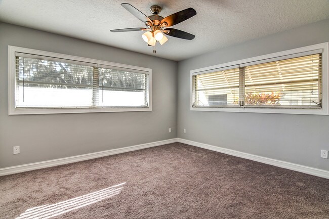 Building Photo - 1456 Jasmine Way