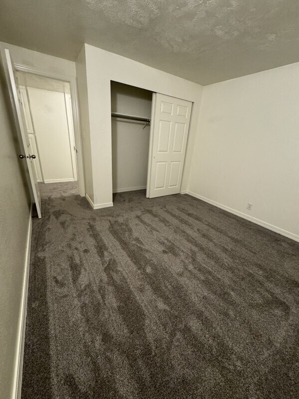 Building Photo - 95 S 600 E
