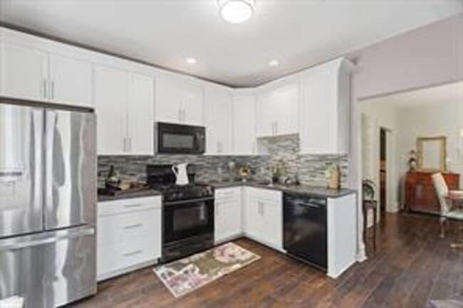 Building Photo - 420 Catoma St