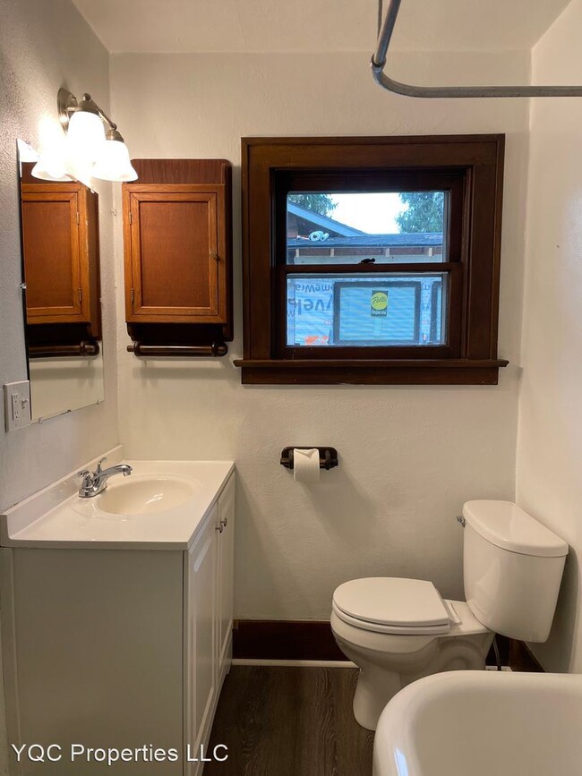 Building Photo - 1 br, 1 bath House - 2827 NE Ainsworth Street