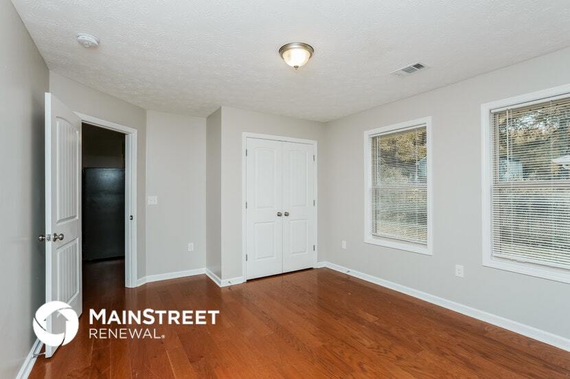 Building Photo - 1677 Pheasant Dr