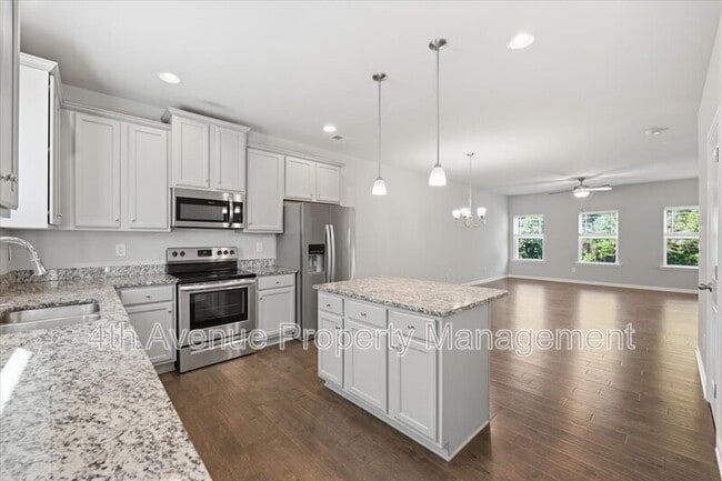 Building Photo - 3403 Abbey Wy