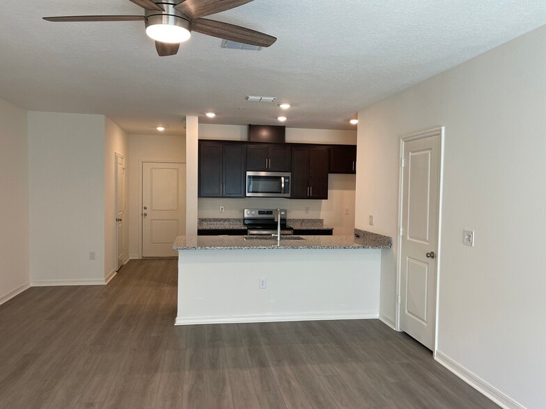 Building Photo - 2358 Carrabelle Wy