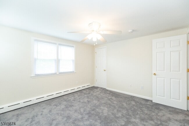 Building Photo - 200 Plainfield Rd