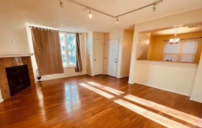 Building Photo - 5755 W Atlantic Pl