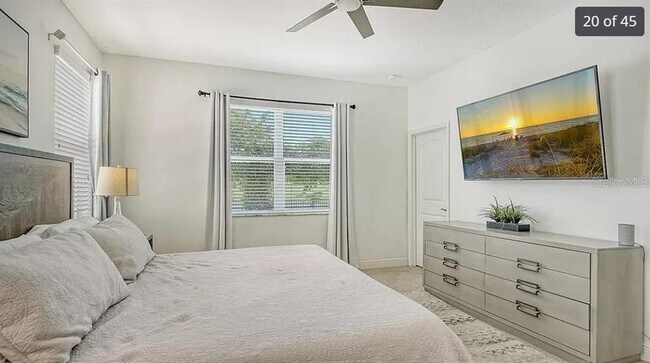 Building Photo - 727 129th St NE