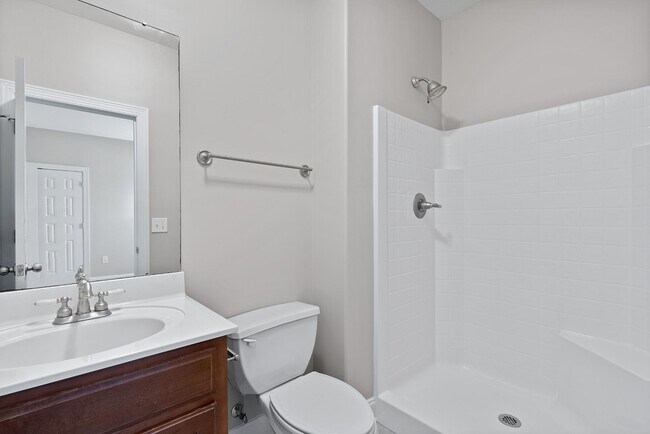 Building Photo - 3116 Tenker Creek Ln SE