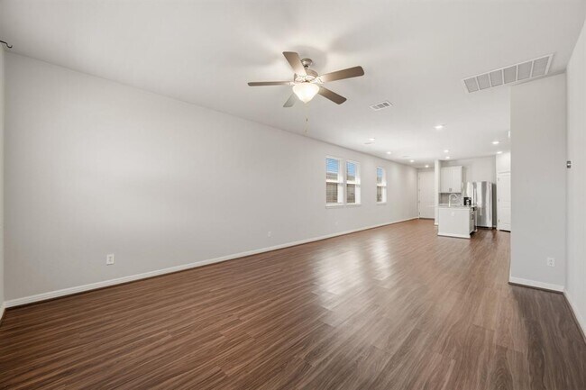 Building Photo - 217 McFarland St