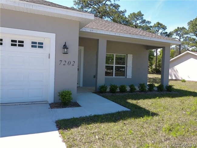 Building Photo - 7202 Everest Ave