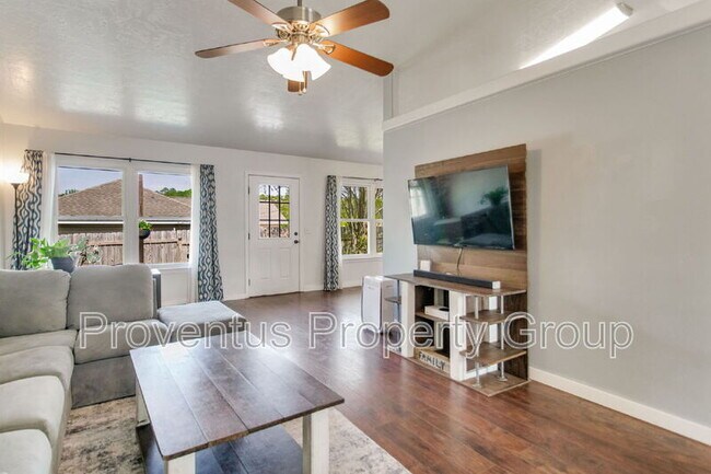 Building Photo - 3661 London Rd