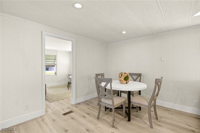 Building Photo - 865 Cape Haze Ln