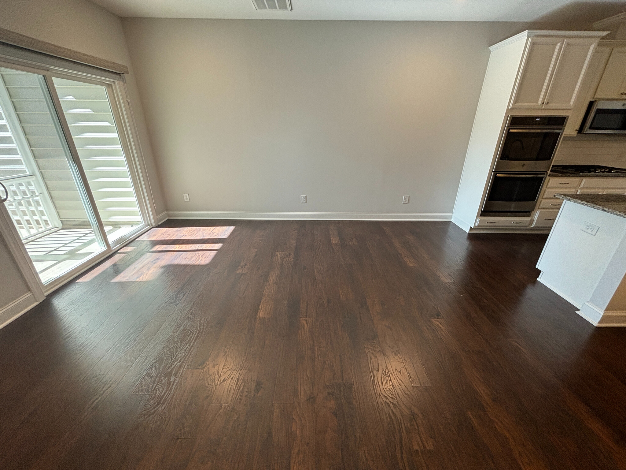 Building Photo - Room in Townhome on Farm Pond Trail