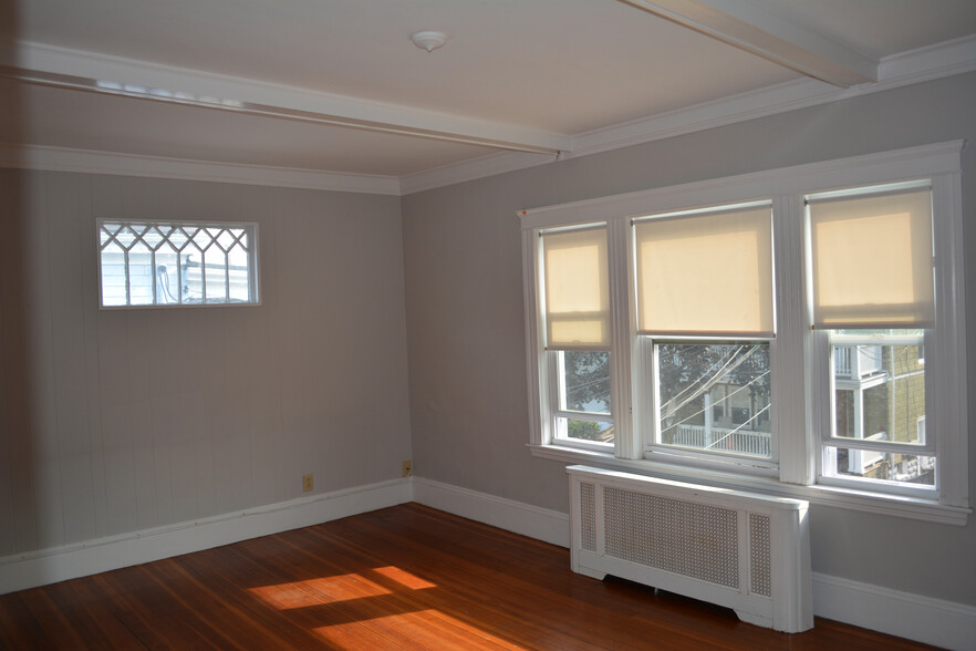 Living Room - 63 Freeman St