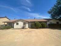 Building Photo - 7407 Waco Ave
