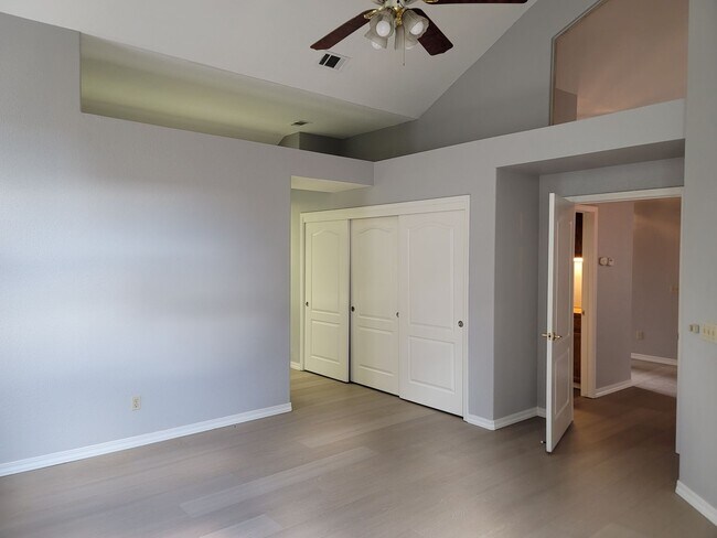 Building Photo - No Deposit