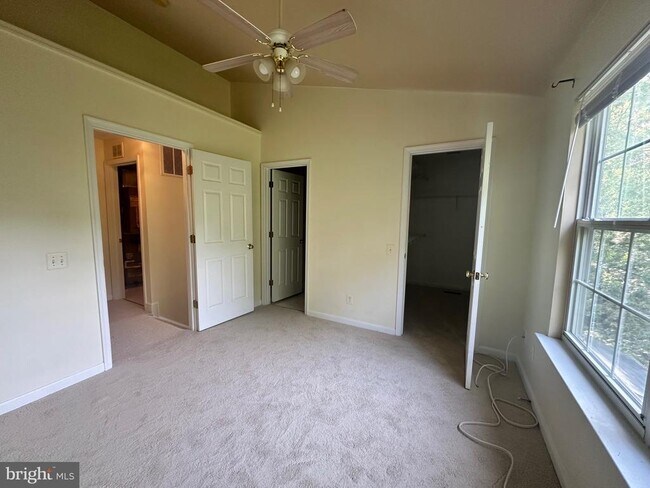 Building Photo - 12614 Fair Crest Ct