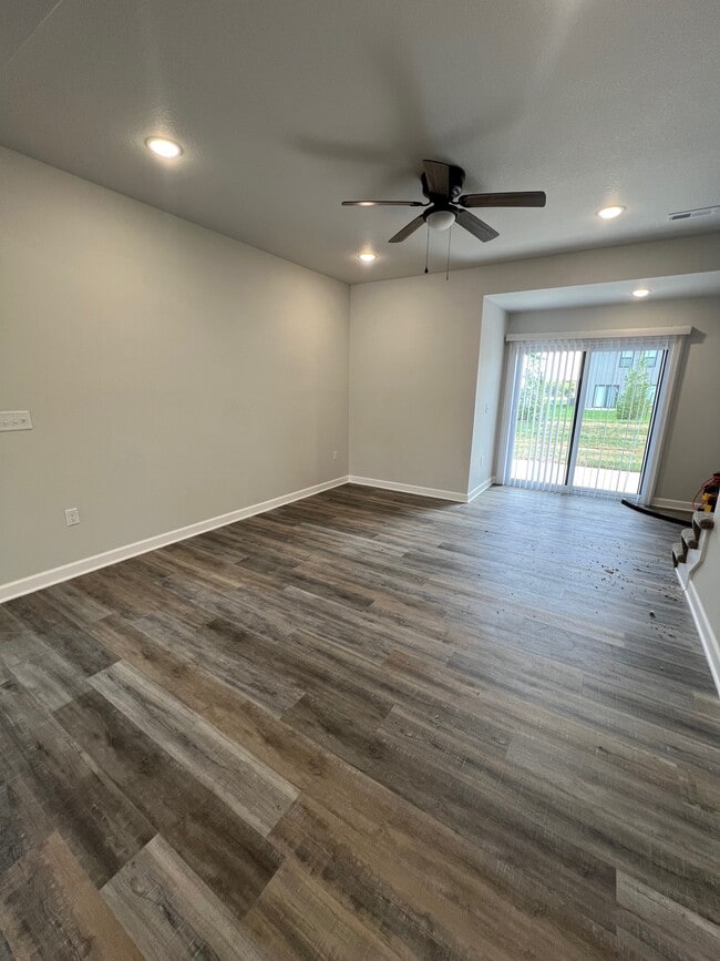 Building Photo - 79 SE 351st Rd
