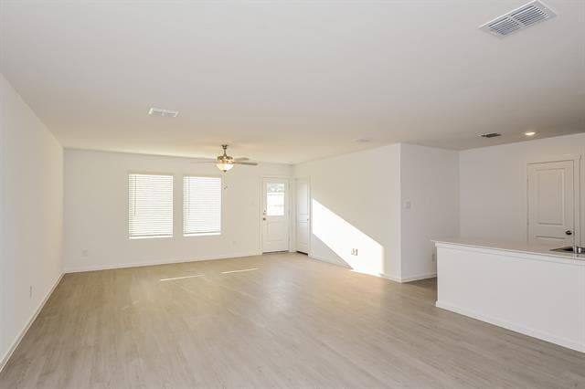 Building Photo - 2720 Mistwood Dr