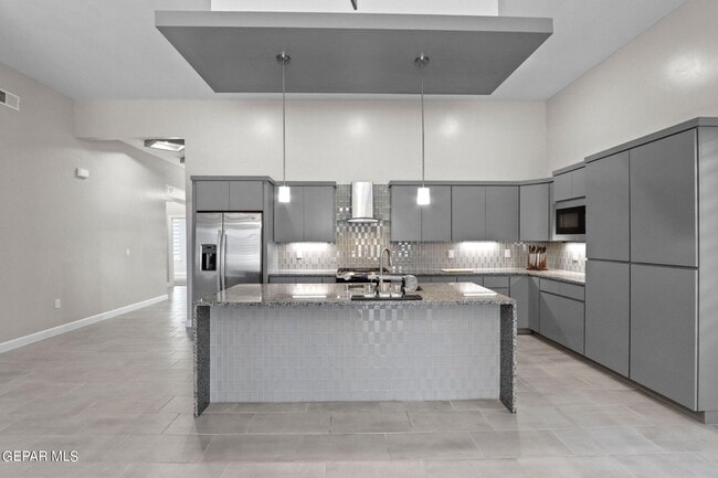 Building Photo - 12300 Desert Heights Ct