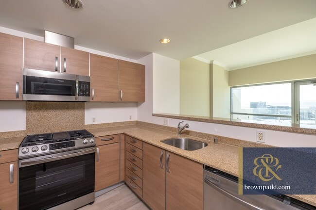 Building Photo - 1 Mandalay Pl