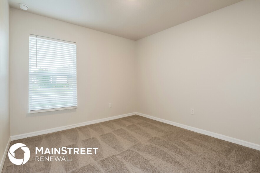 Building Photo - 7367 Ibis Dr