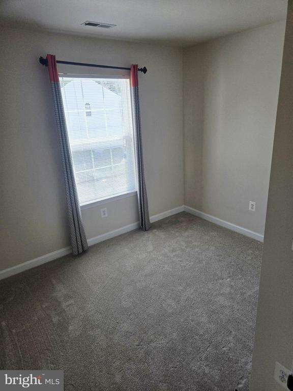 Building Photo - 48390 Sunburst Dr